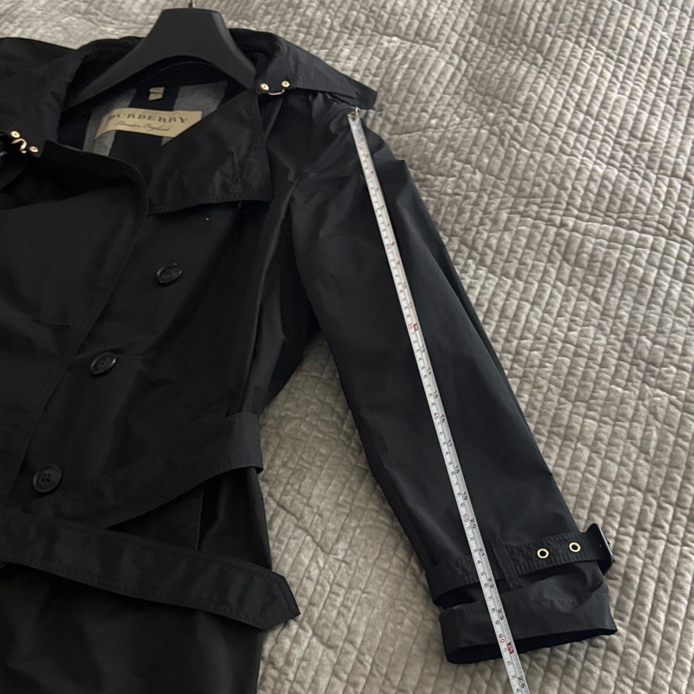 Burberry Classic Black Trench Coat - Picture 6 of 8
